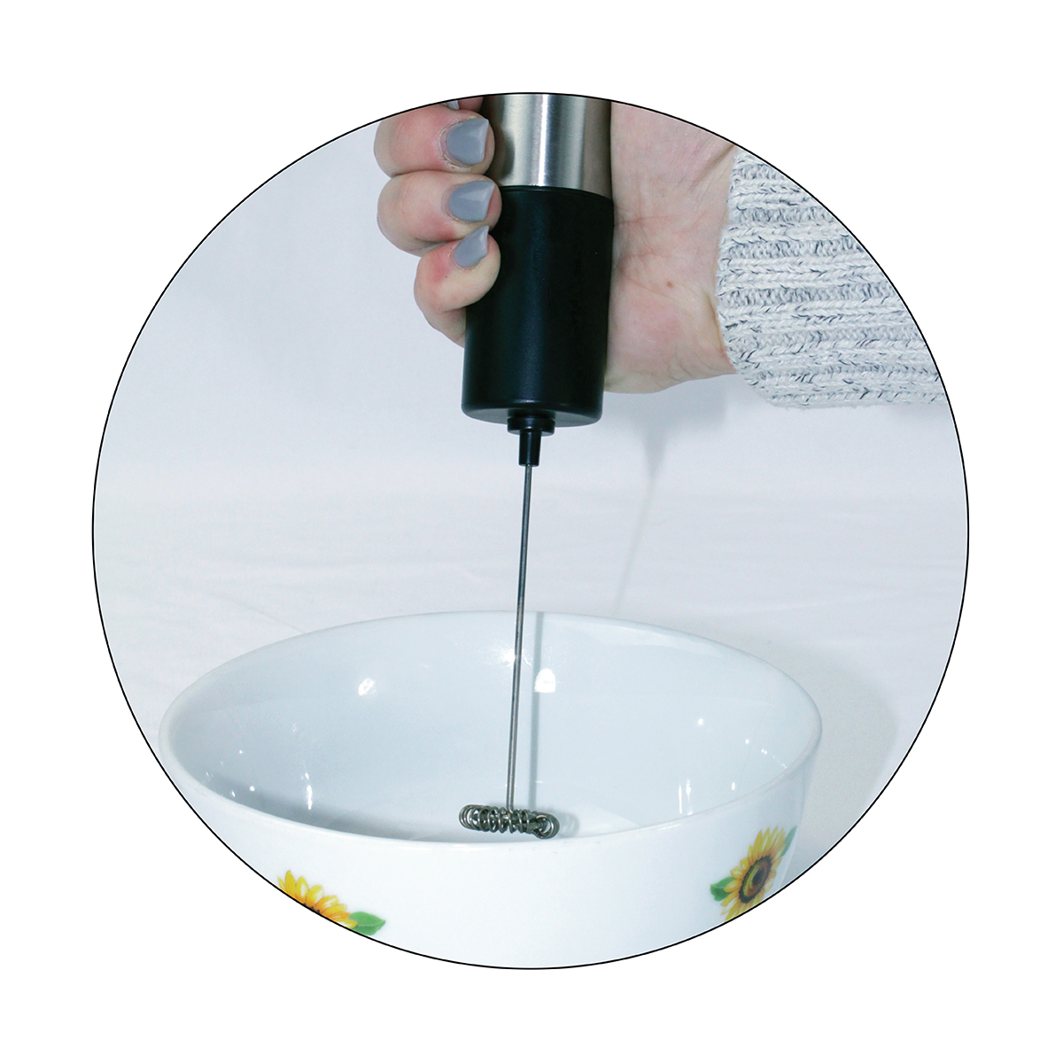 Electric Handheld Frother/Mixer 3