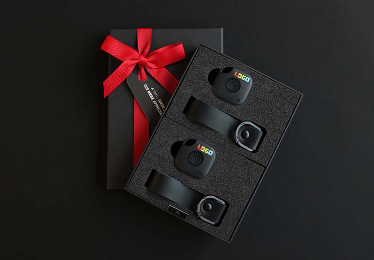 2 New Tile Mates with 2 Vegan Leather Key Fobs Set 26