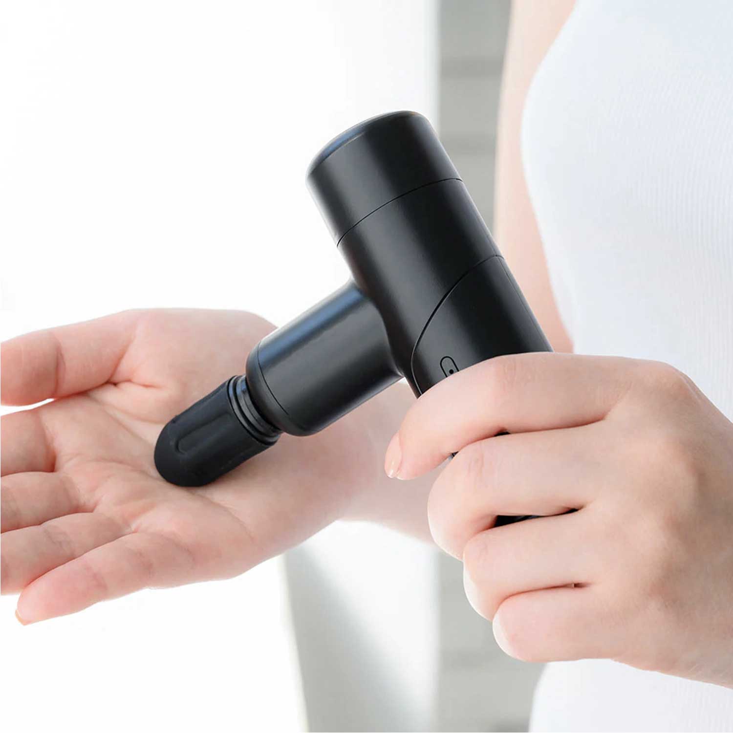Portable & Powerful Mini Pro Massage Gun 3