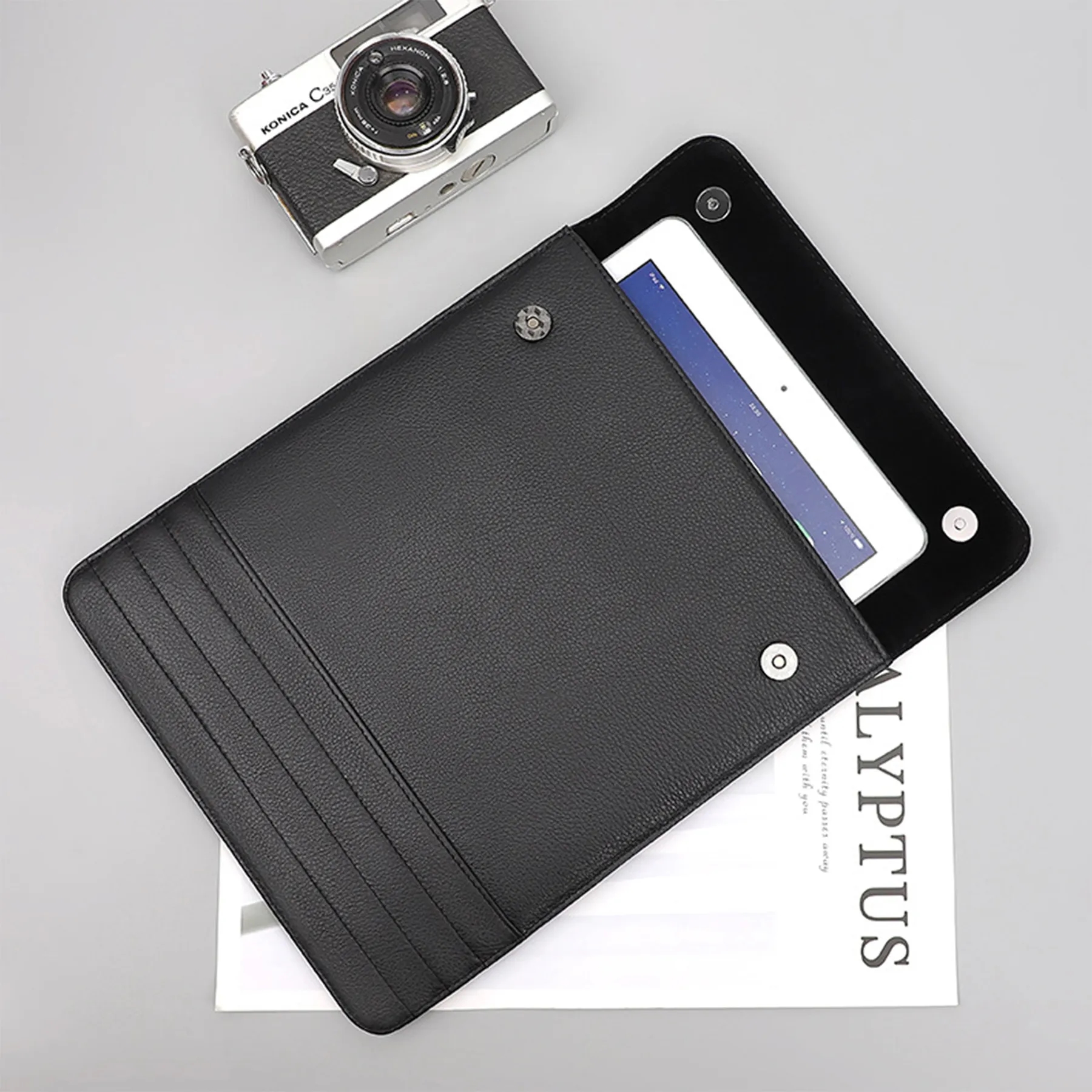 Leather Waterproof Wearable Shockproof Notebook storage bag 6
