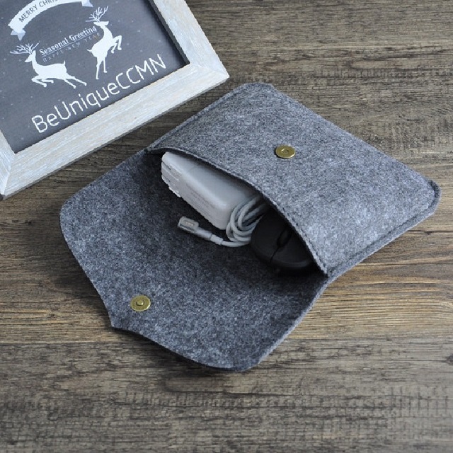 Mobile Charger Felt Holder 3