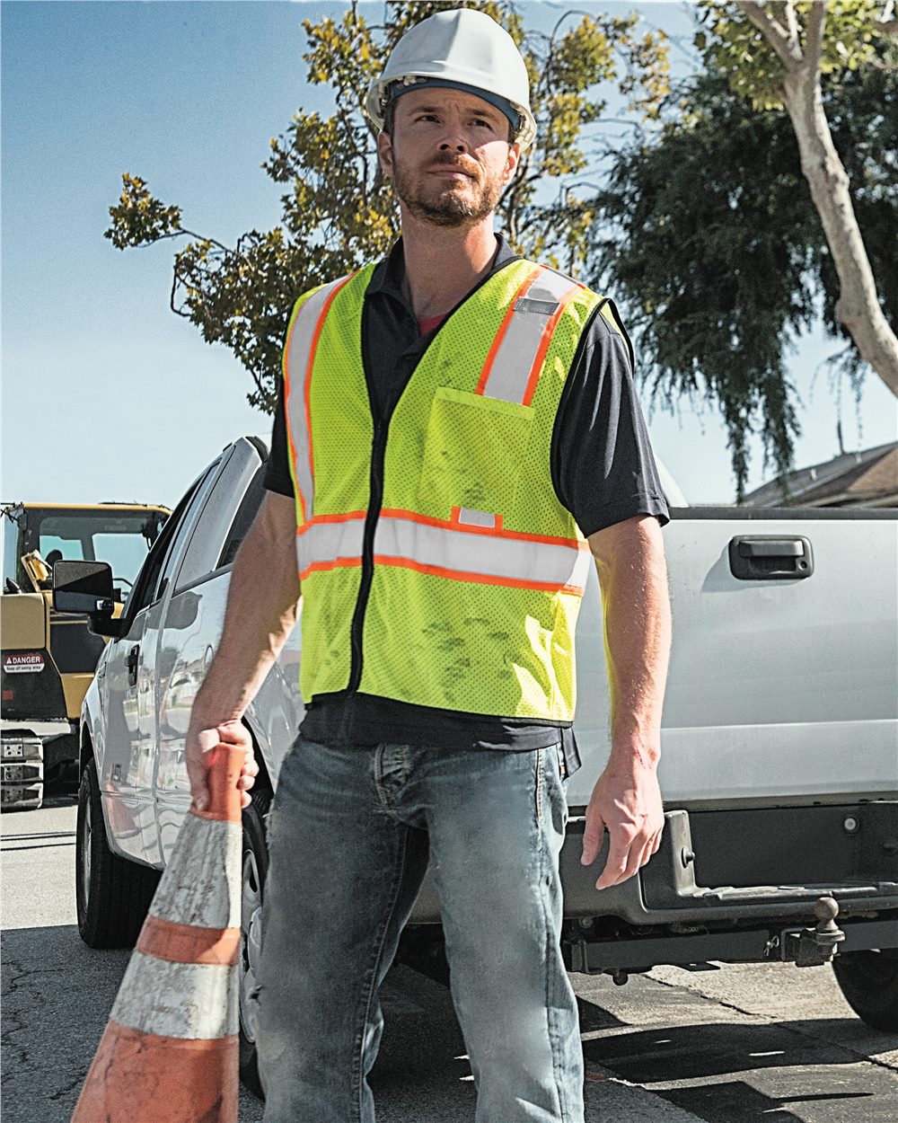 Economy Contrasting Vest with Zippered Front