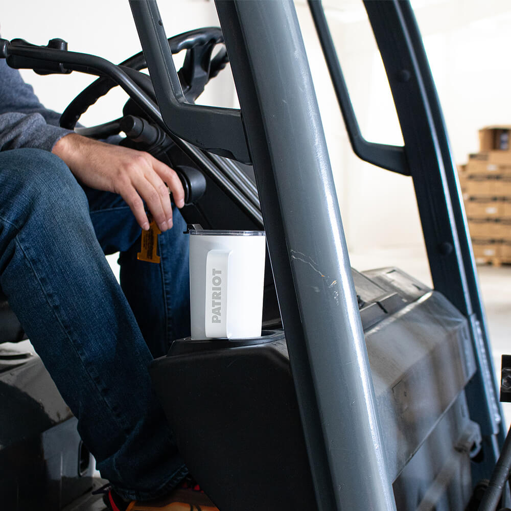 Patriot 19oz Travel Mug 3