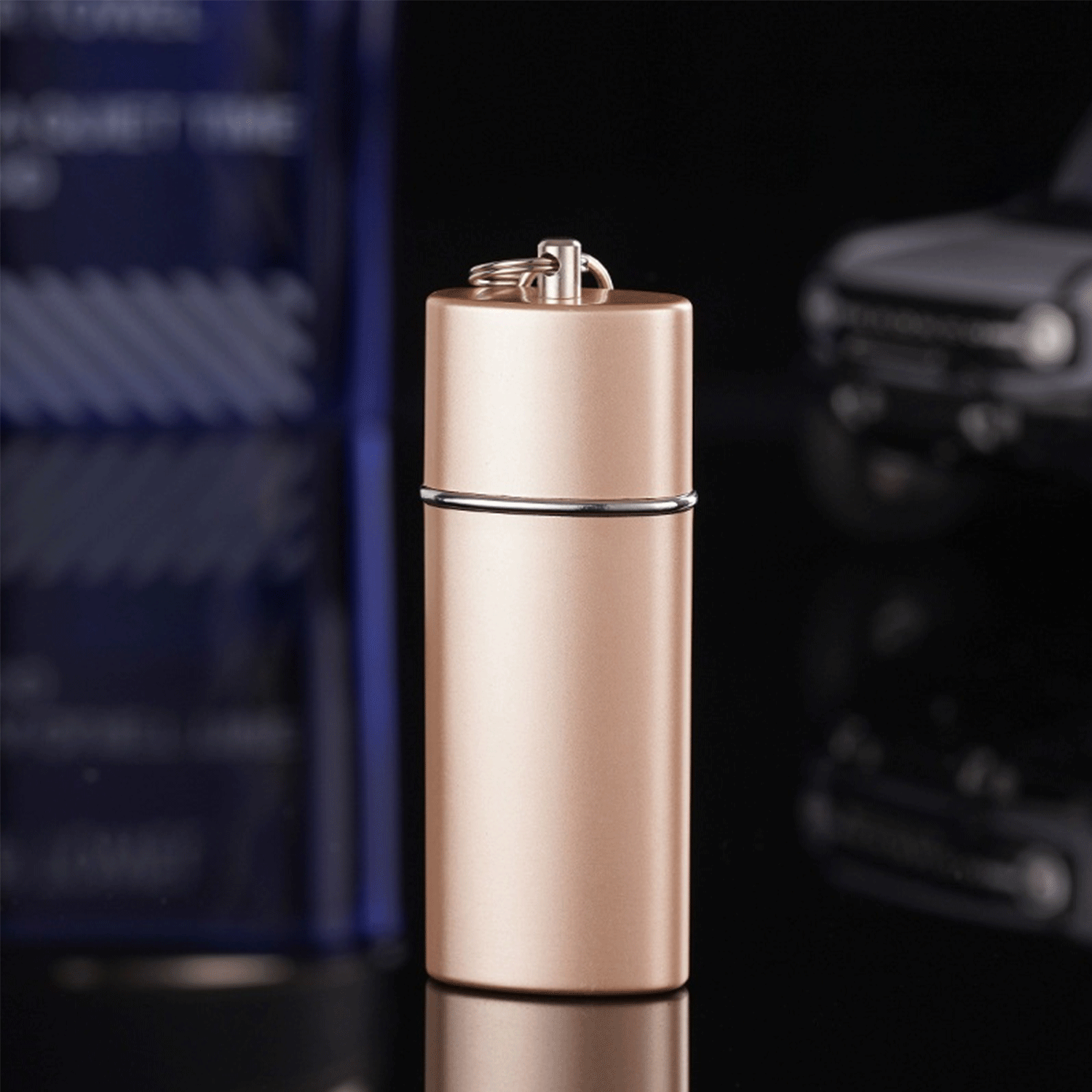 Portable Anti-scald Mini Travel Metal Ashtray w/ Keychain 25