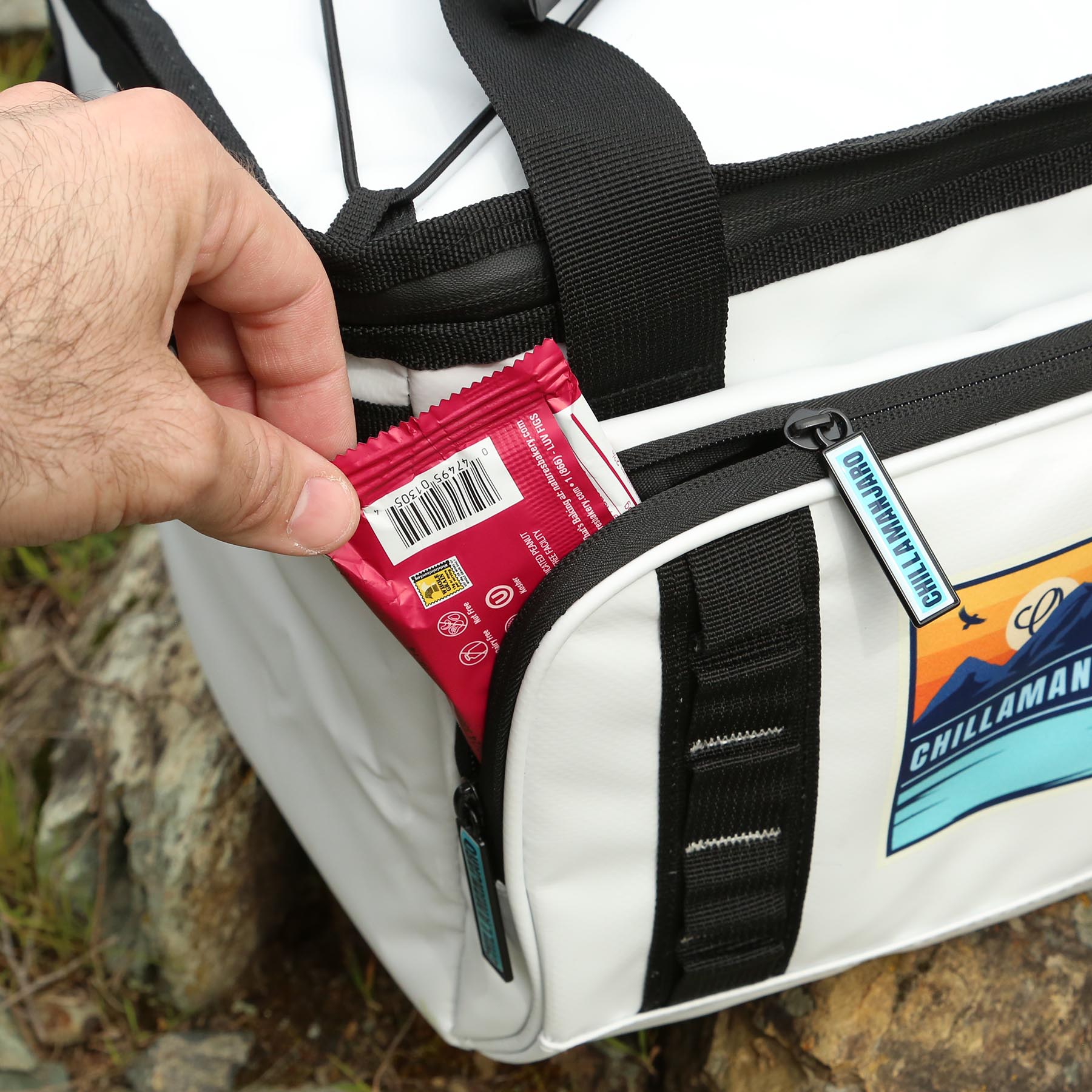Chillamanjaro™ 12 Can Plateau Cooler Bag 9