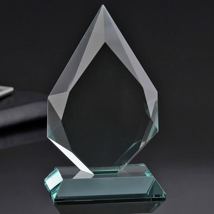 Diamond Crystal Award made of glass 3