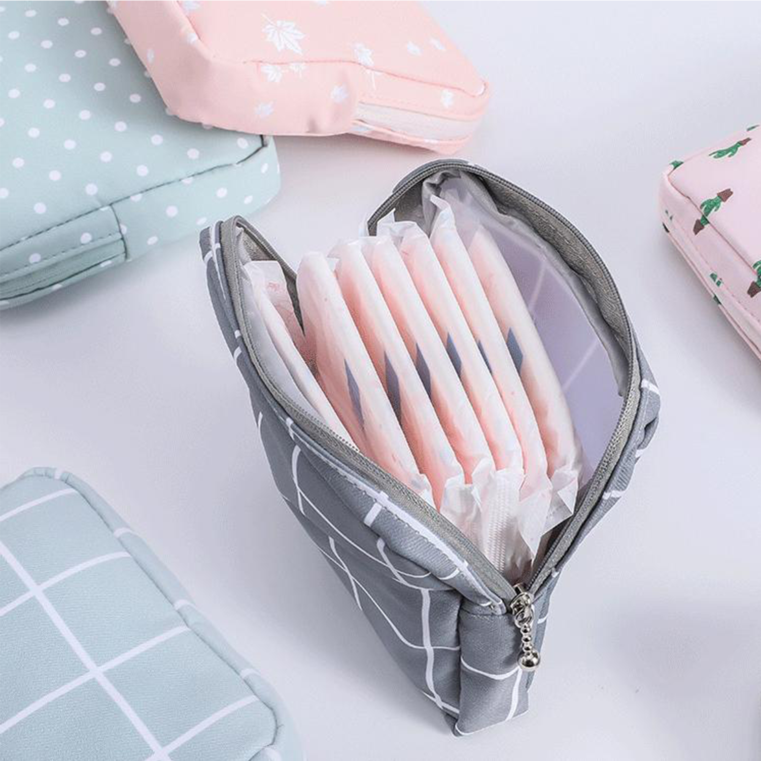 Portable Thick Cotton Sanitary Napkin Storage Bag for Women 6