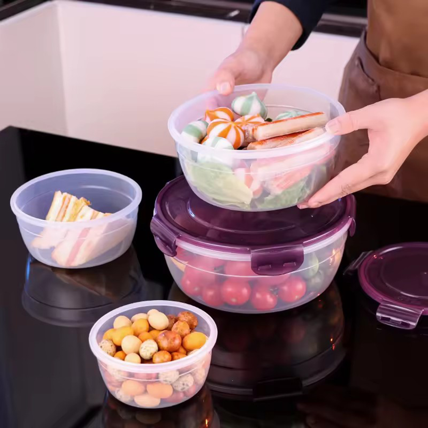 4Pcs Portable Plastic Food Containers with Lids 6