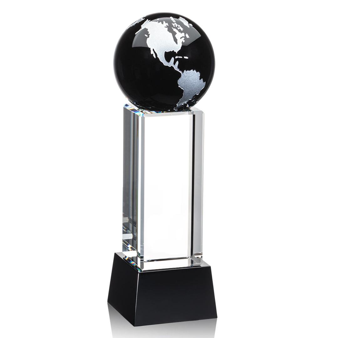 Luz Globe Award on Base - Black/Silver 4