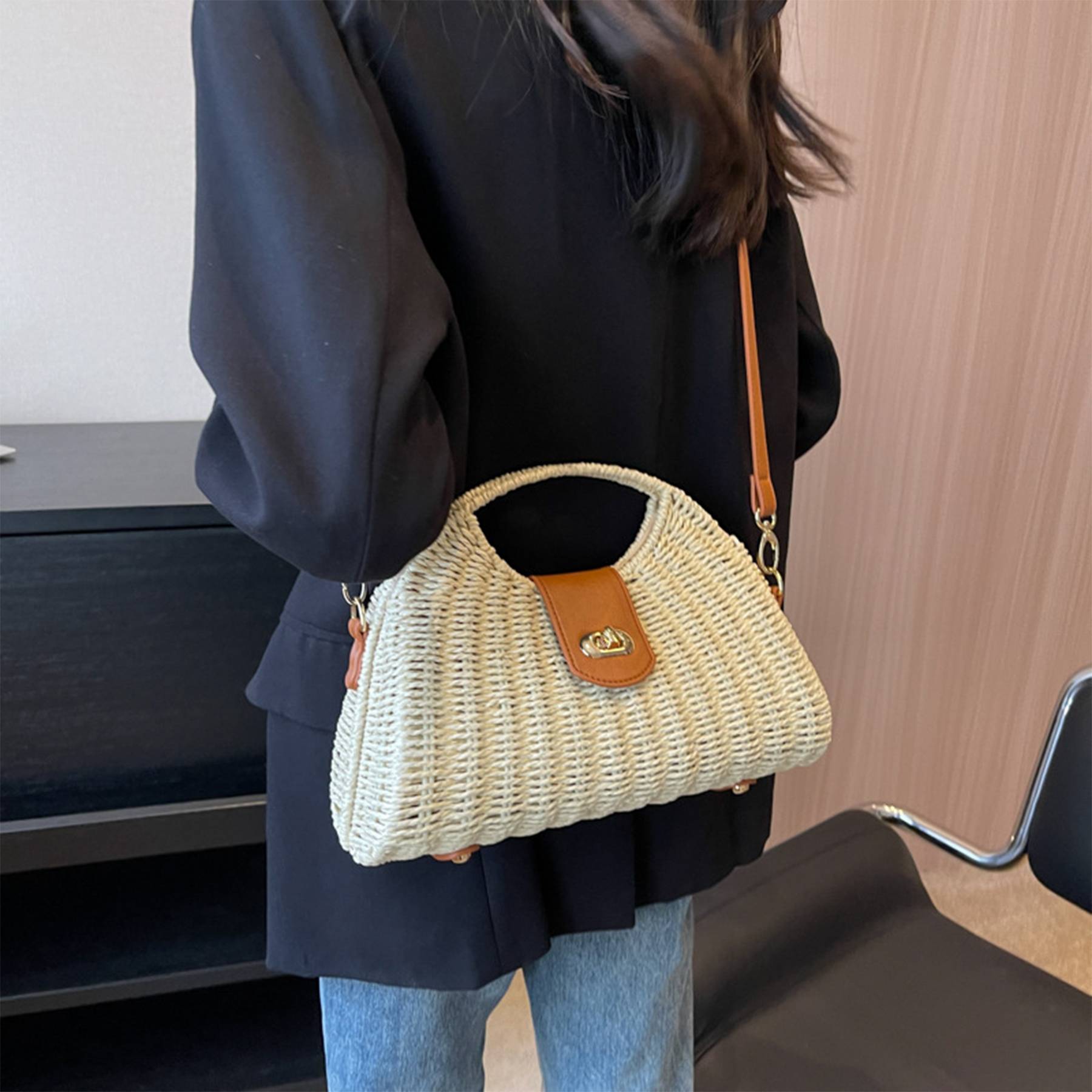 Straw Crossbody Bag for Women 3