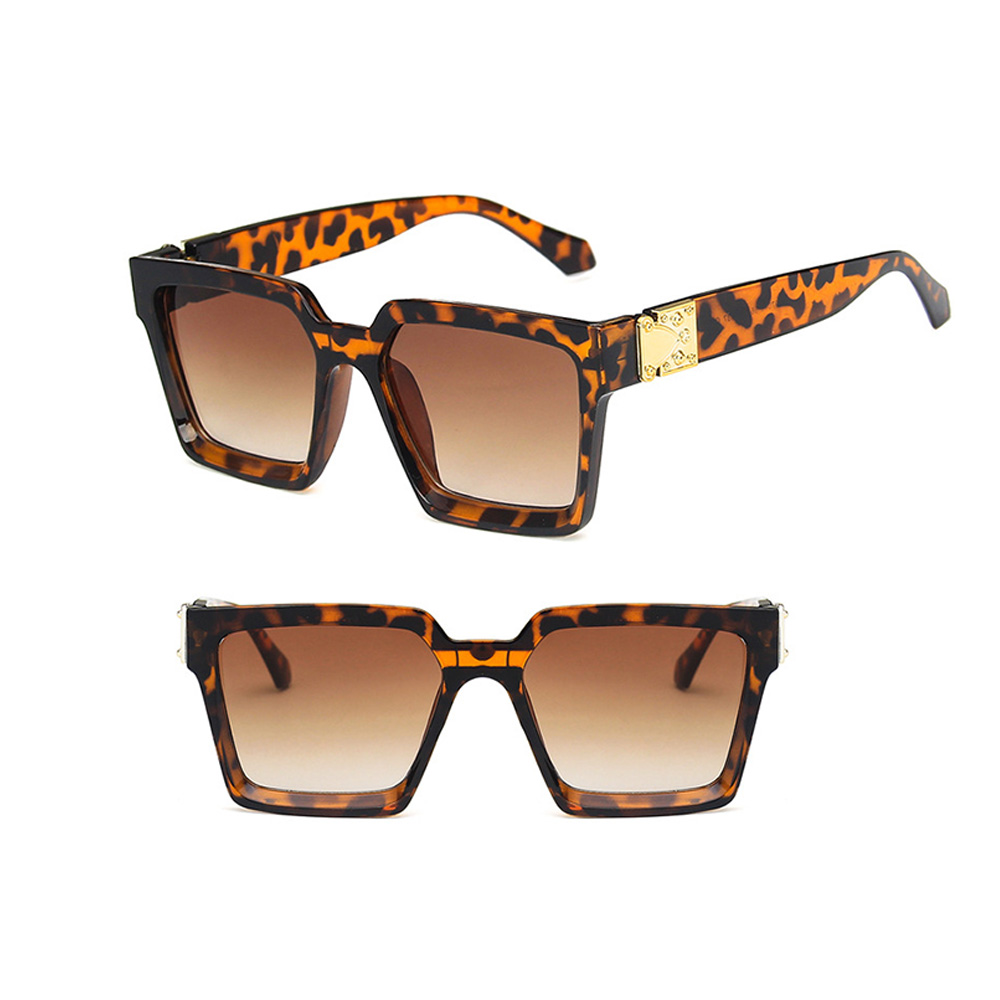 Fashionable retro sunglasses 6