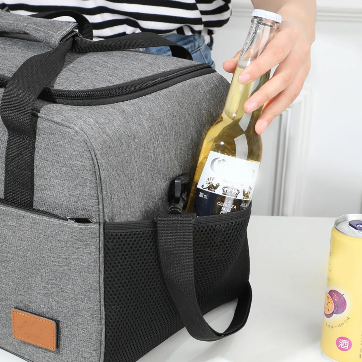 Insulated Picnic Lunch Cooler Tote Bag with Shoulder Strap 2