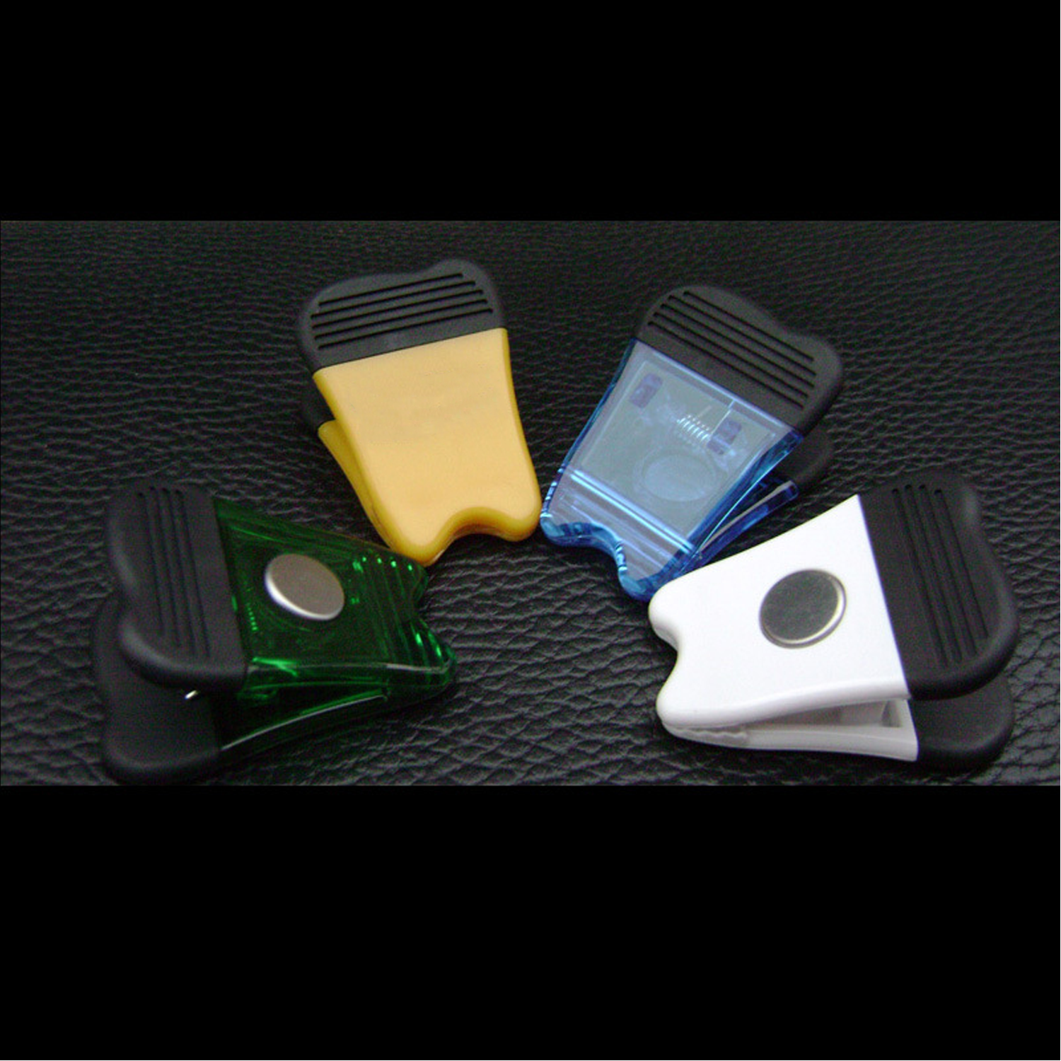 Plastic Tooth Shaped Magnet Clip 3
