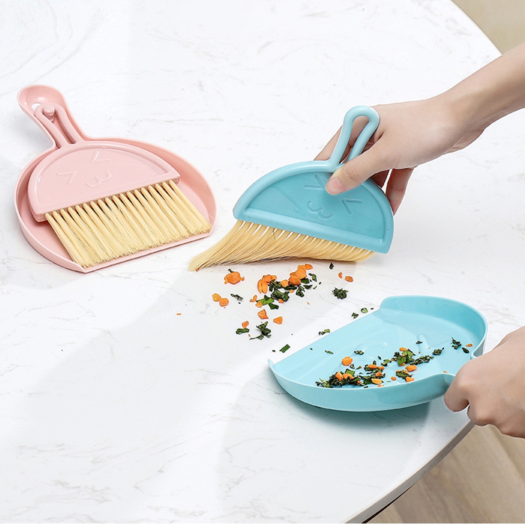 Small Broom And Dustpan Set 2