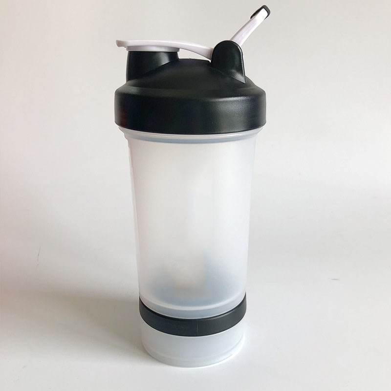 Plastic shaker bottle 5