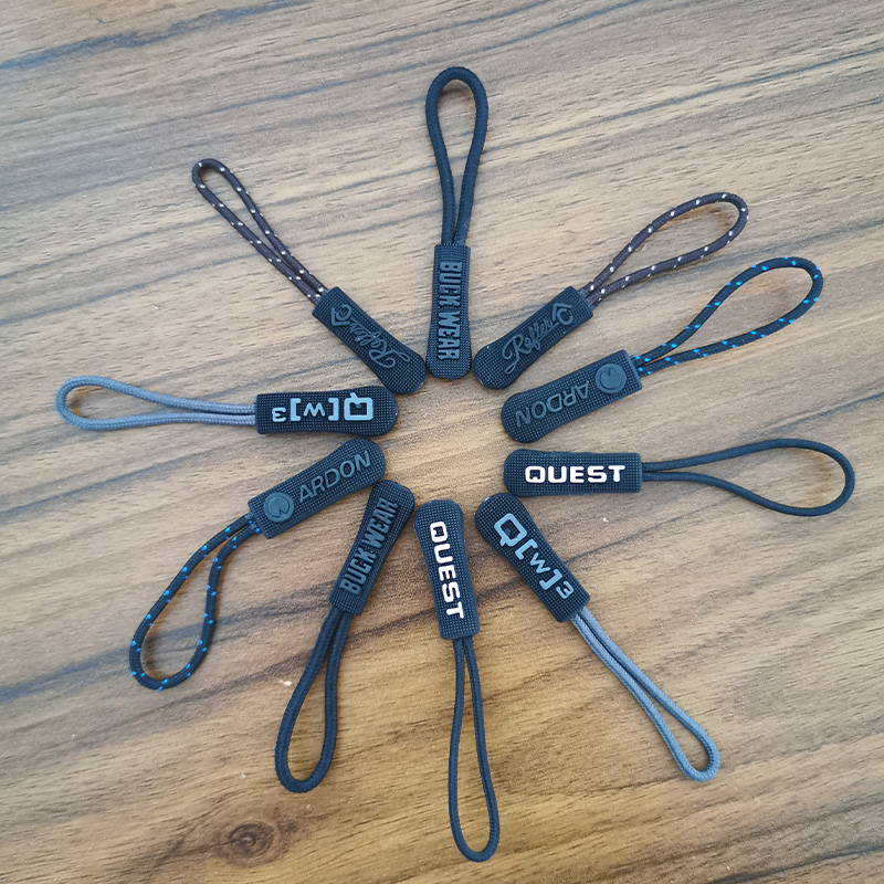 Zipper Attachment Puller 1