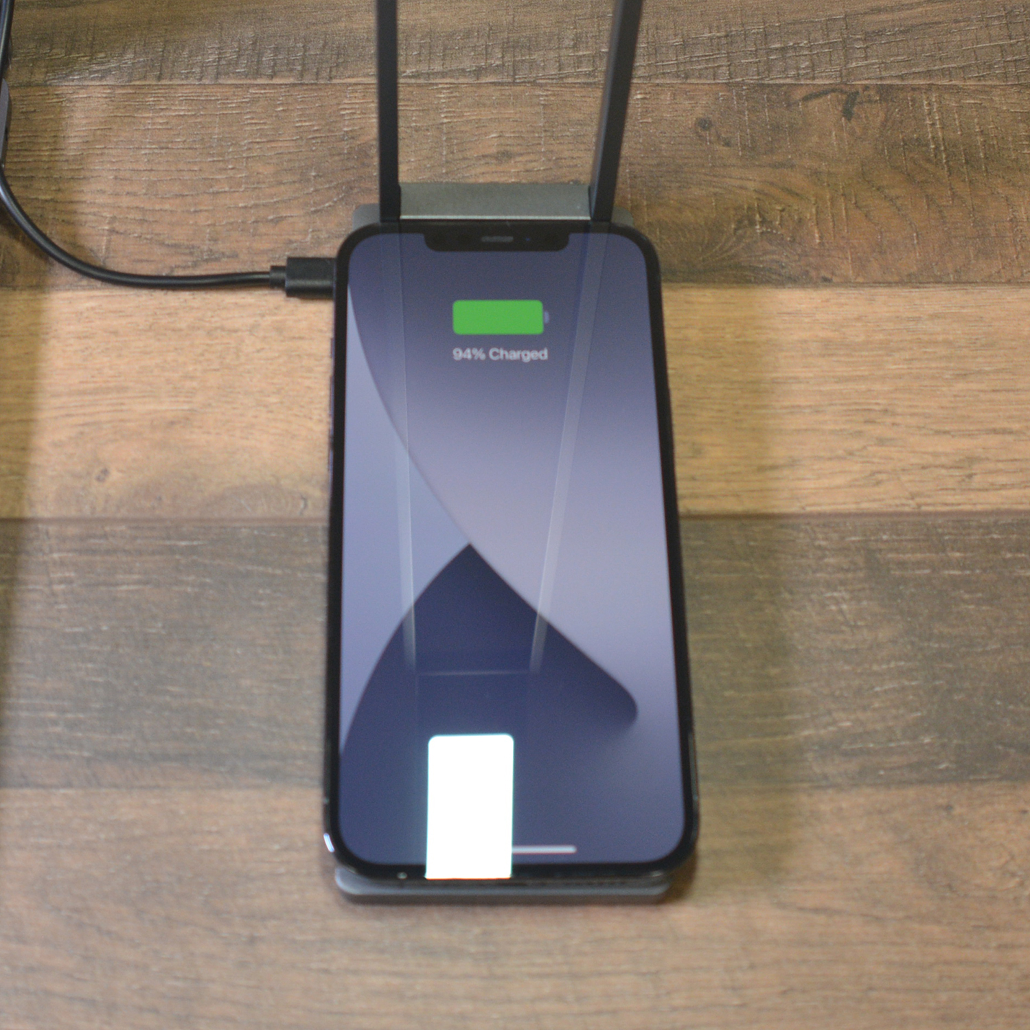 Polaris 2 Desktop LED Light And Wireless Charger