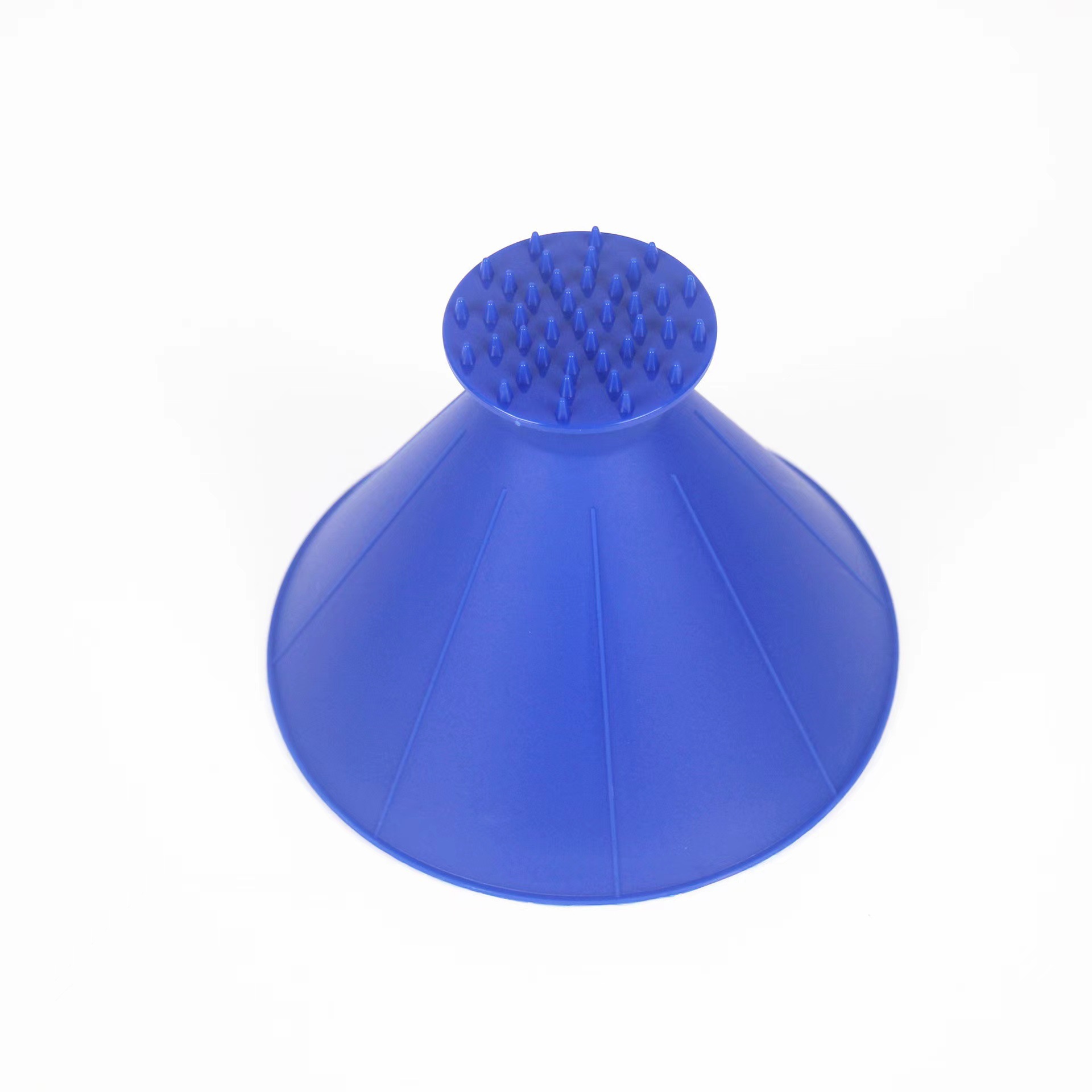 Cone-Shaped Windshield Ice Shovel 4