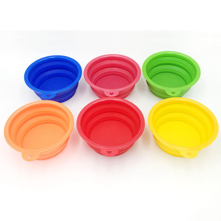 Collapsible Silicone Pet Bowl 2