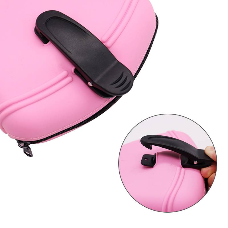Silicone Dog Treat Pouch 2