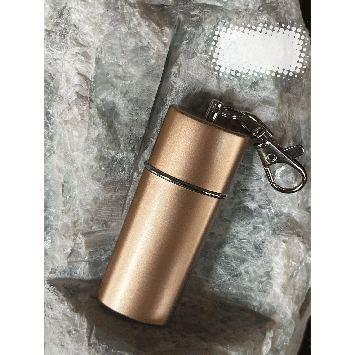 Portable Anti-scald Mini Travel Metal Ashtray w/ Keychain 24