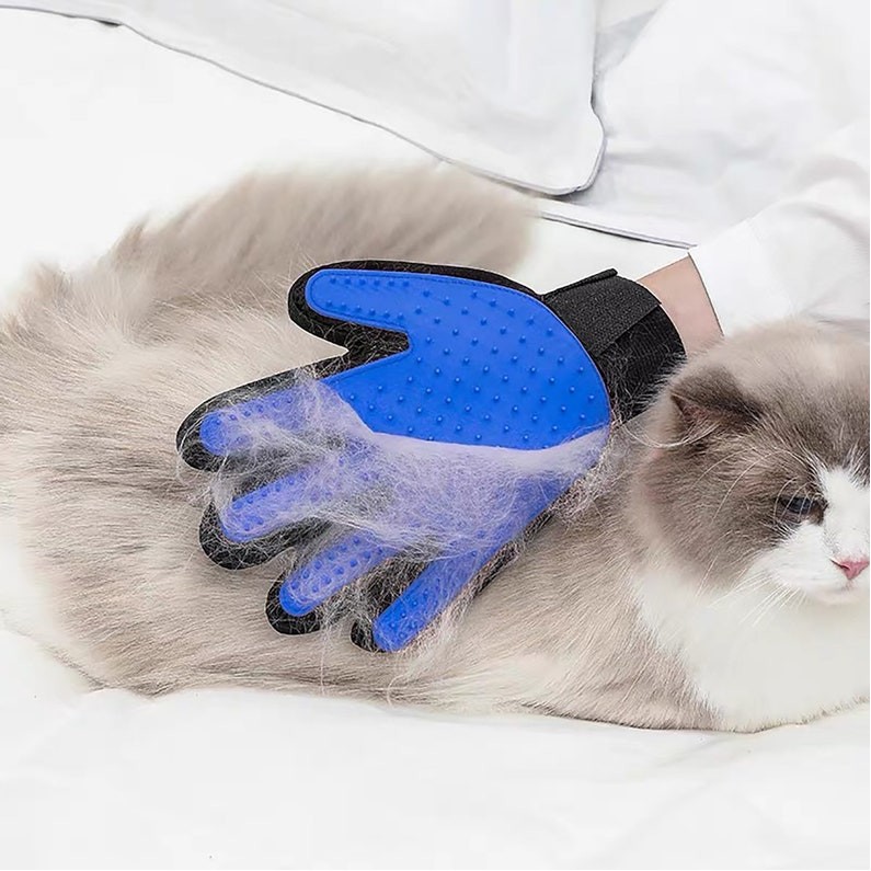 Soft Pet Grooming Glove 4