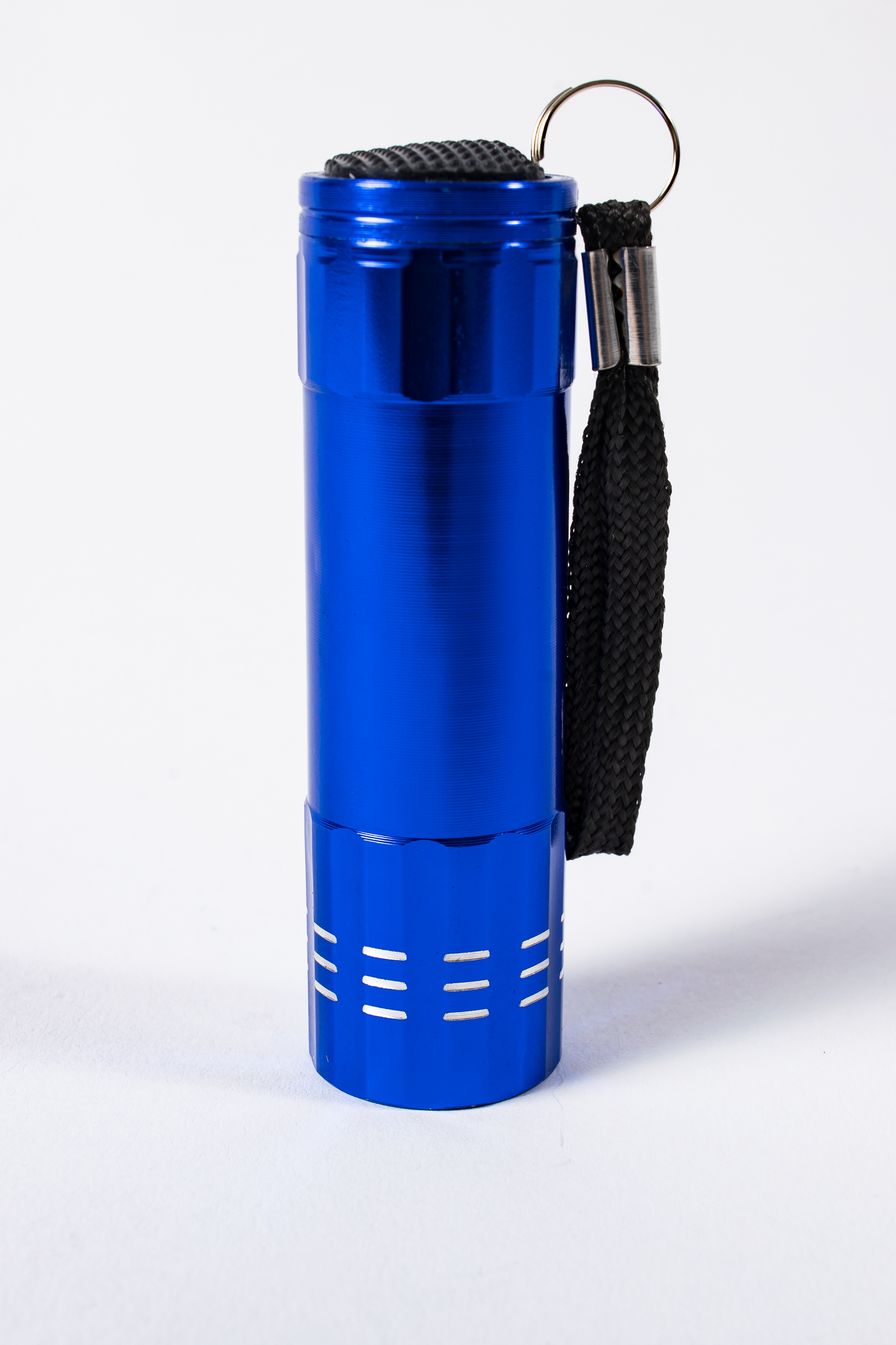 9LED Pocket Flashlight With Strap, Gift Box, And 3AAA Batteries Included! 5