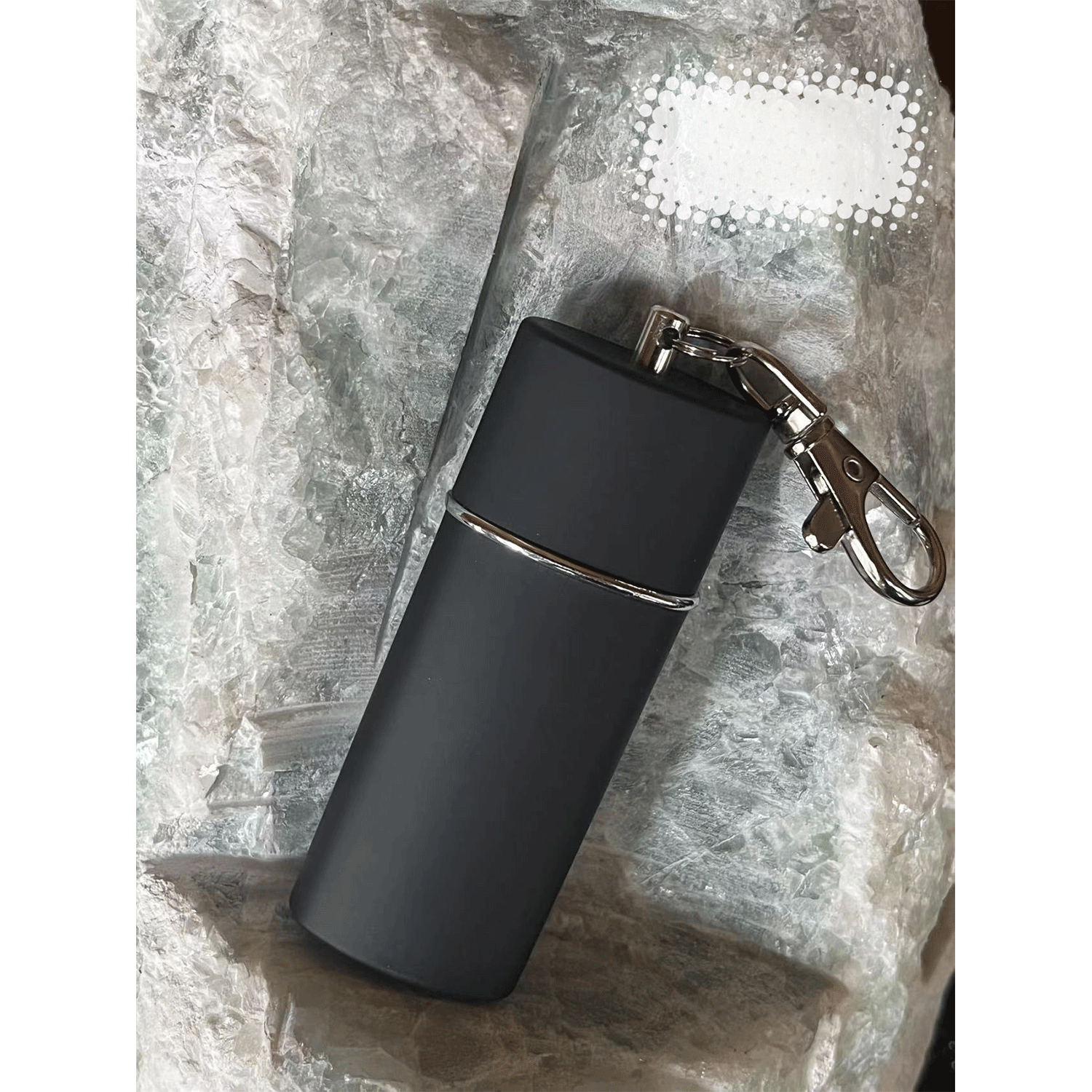 Portable Anti-scald Mini Travel Metal Ashtray w/ Keychain 20