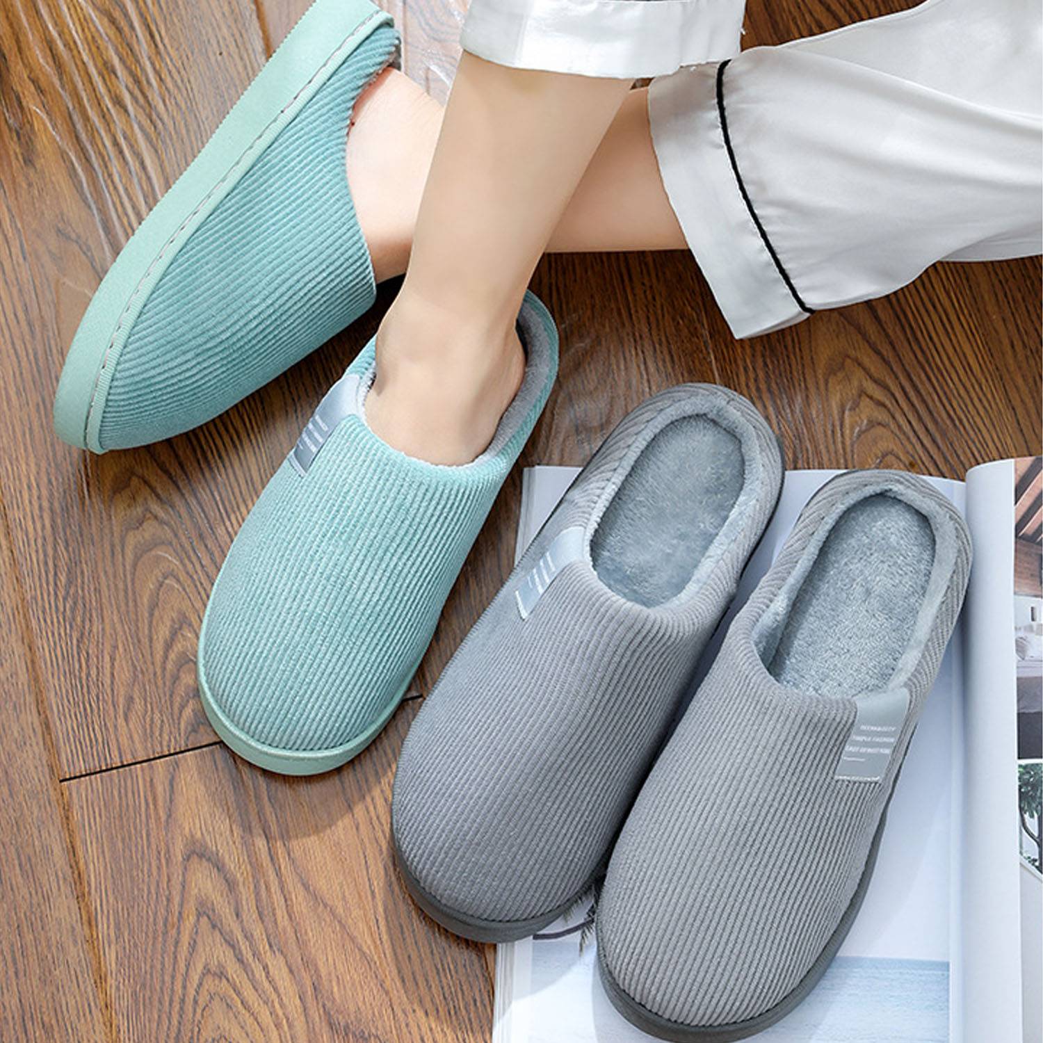 Solid-colored Plush Warm Slippers 10