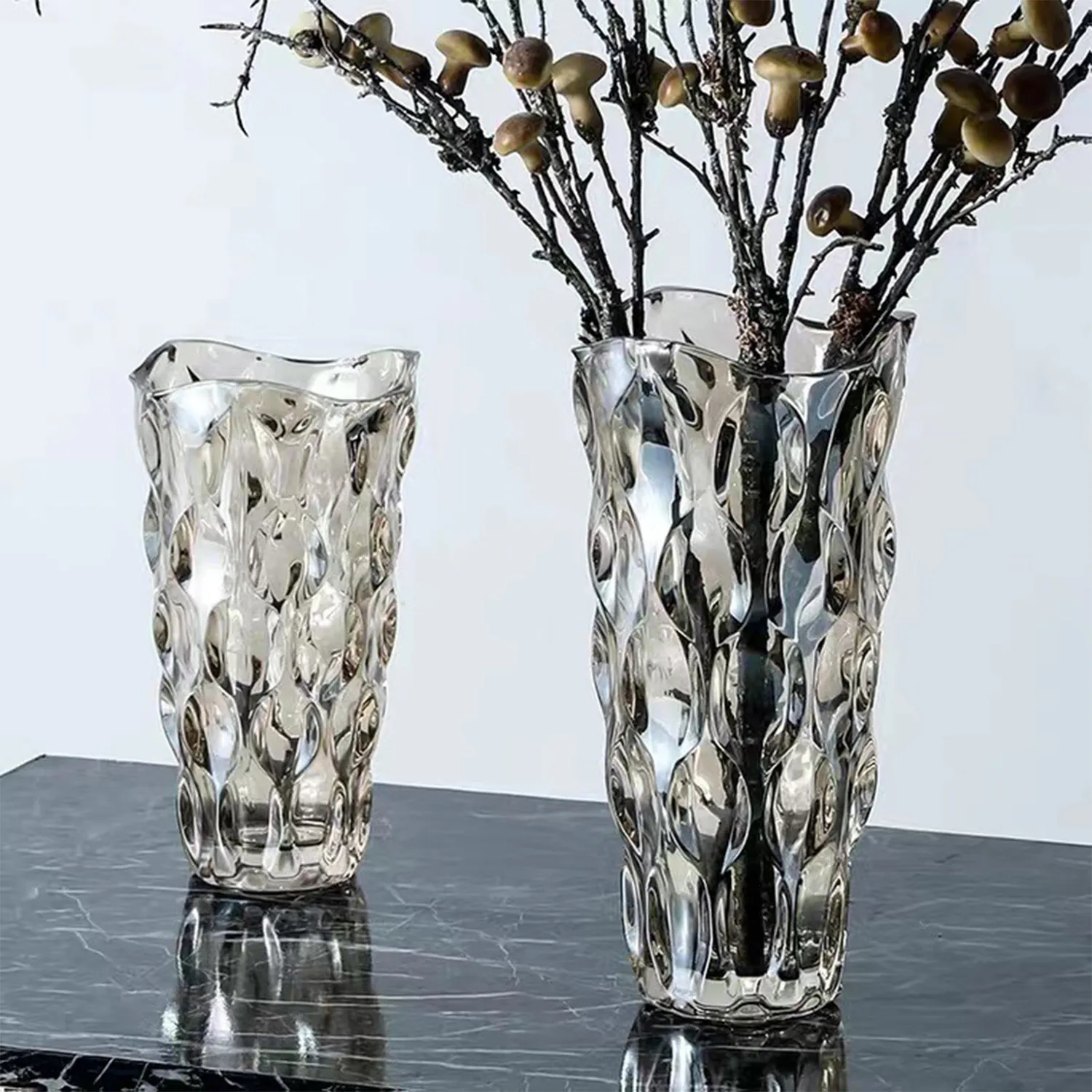 Glass Flower Vase for Delicate Plants 2