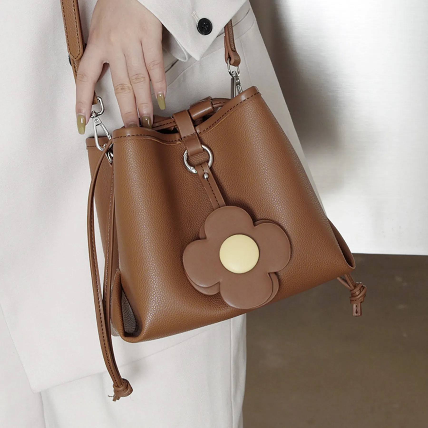 Women's PU Bucket Bag 6