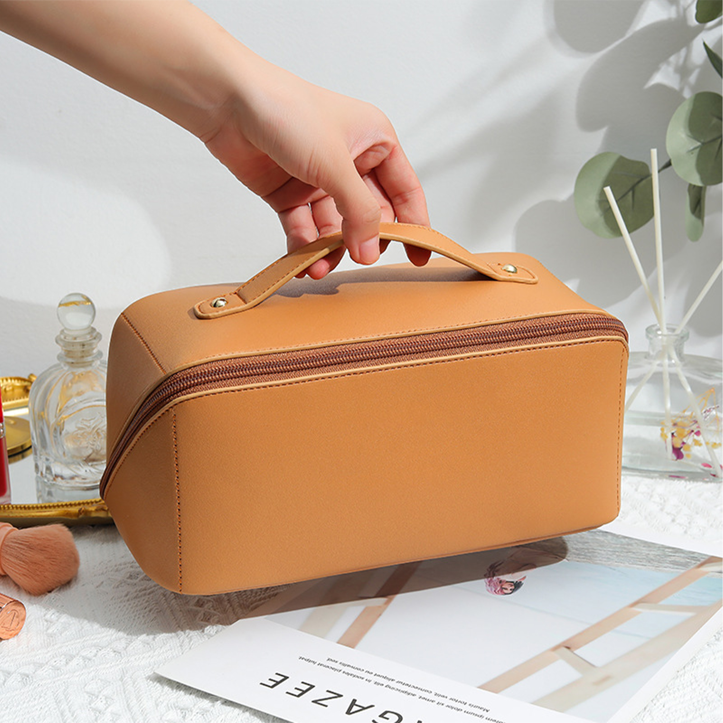 Pu Large Capacity Portable Toiletry And Makeup Bag 8