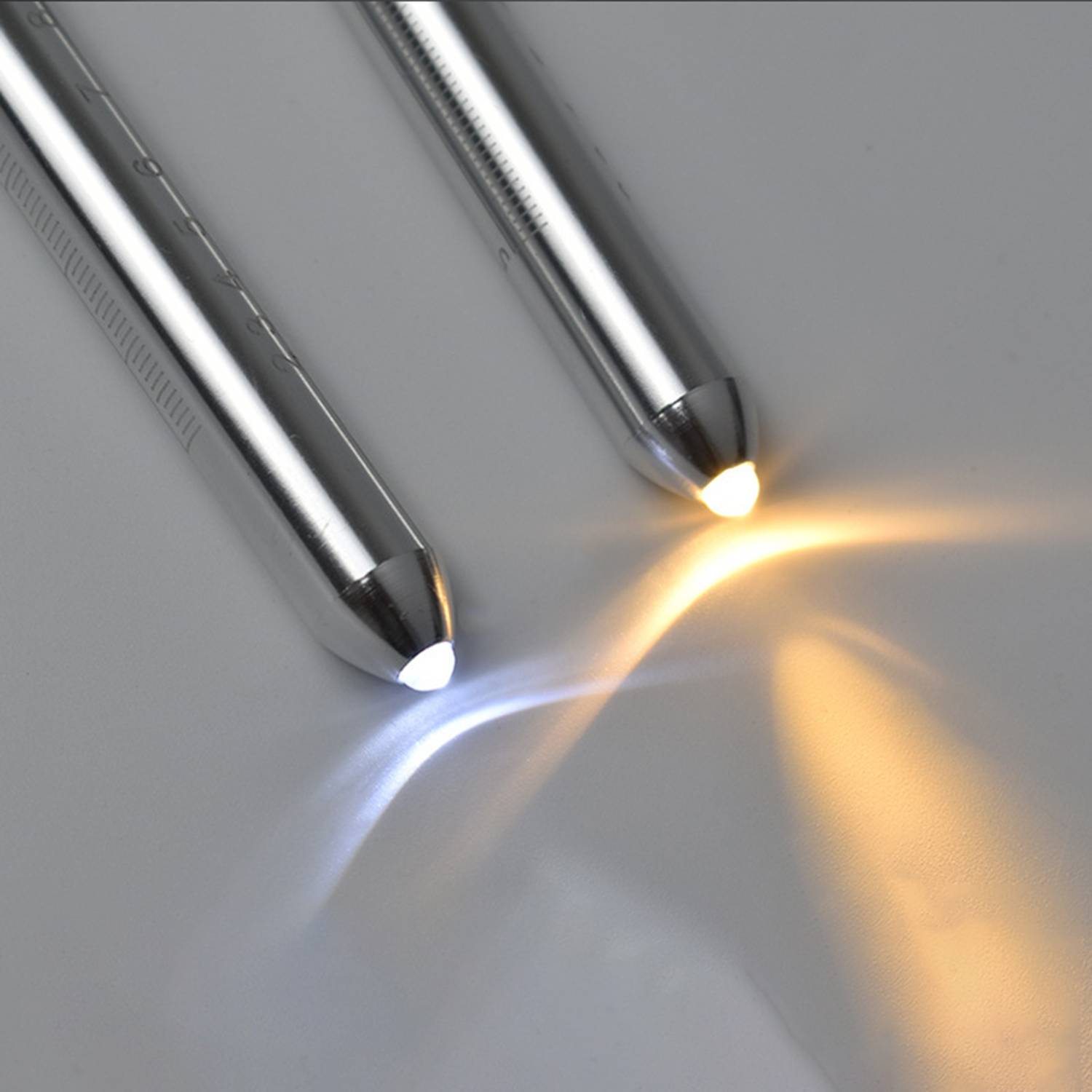 Led Medical Penlight with Pupil Gauge 4