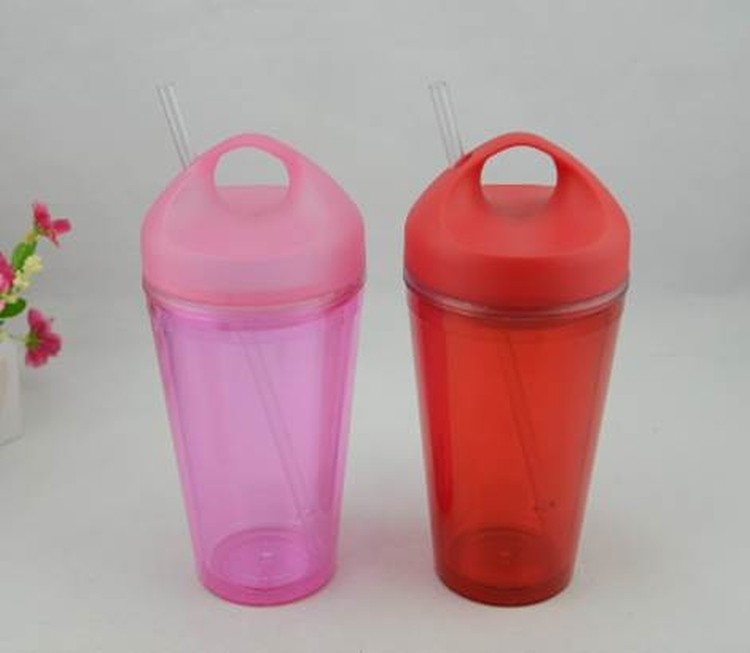 Eco-friendly Plastic Handle Lid Water Cup with Straw 2