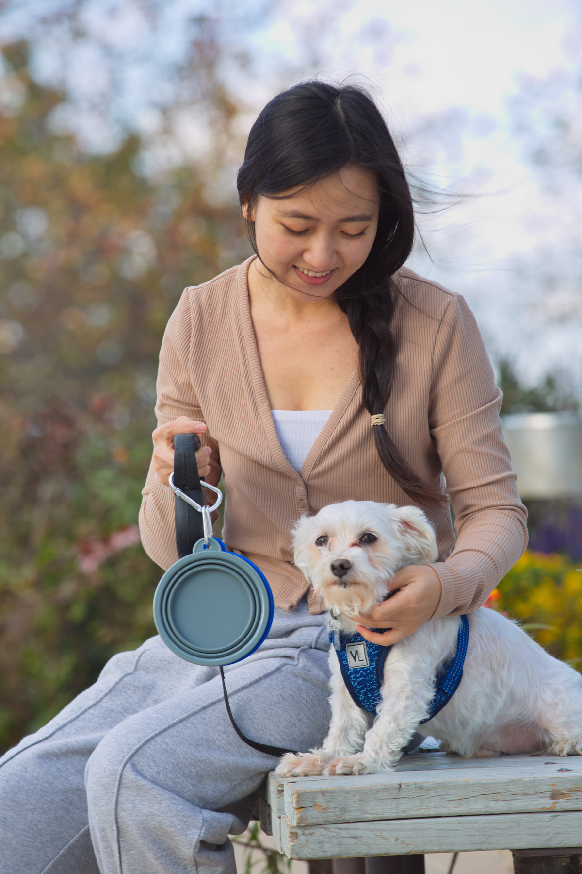 Feed 'N Go Collapsible Pet Bowl with Carabiner 19