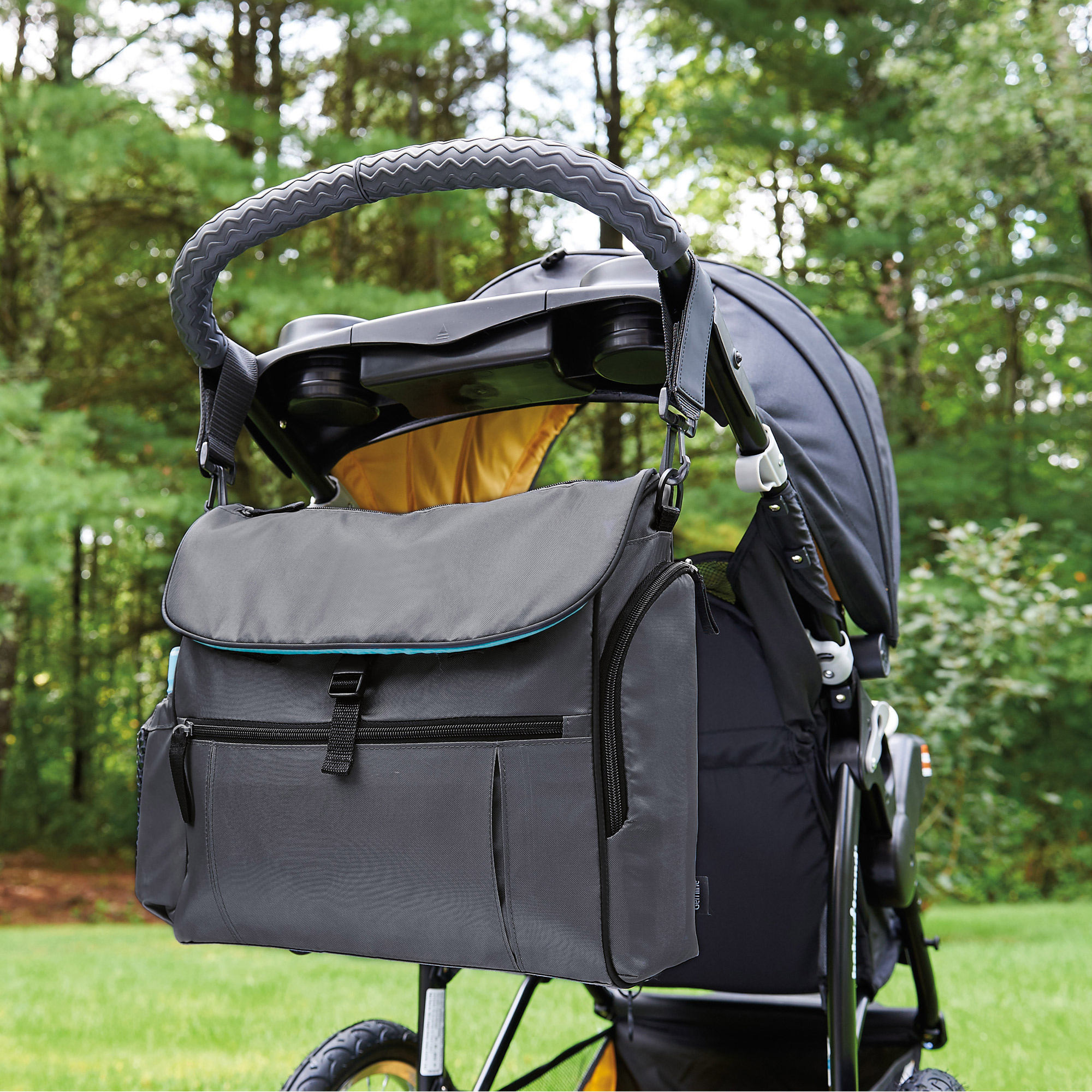 Uptown Convertible Diaper Bag Kit 18