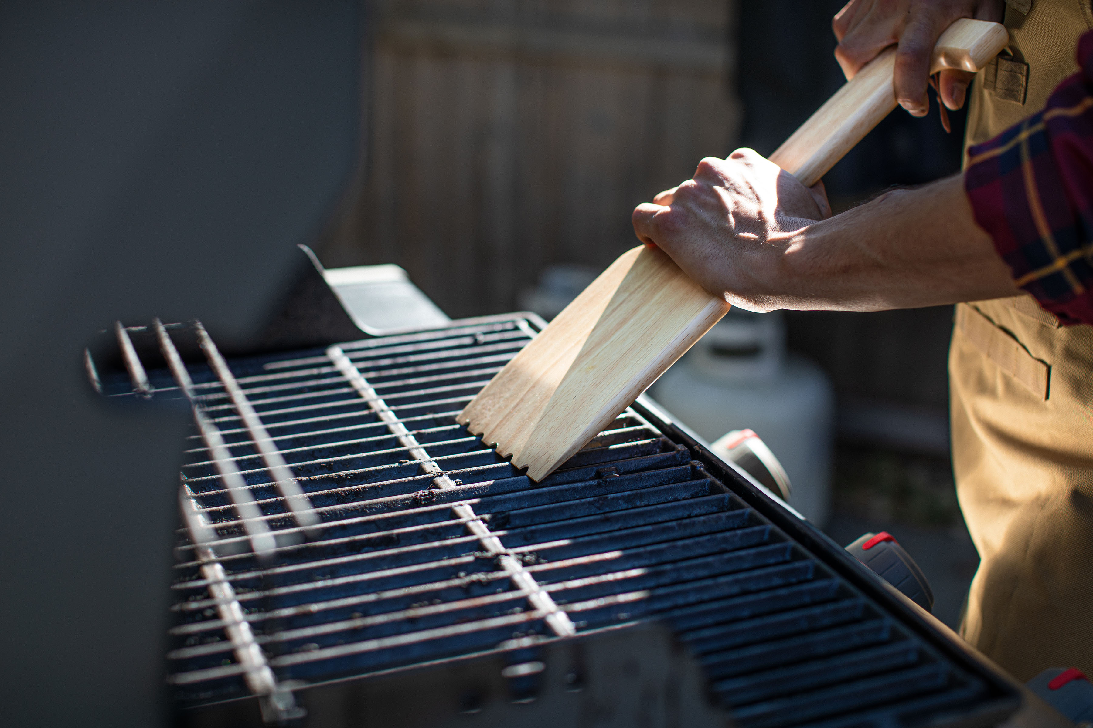 Hardwood BBQ Grill Scraper with Bottle Opener 3