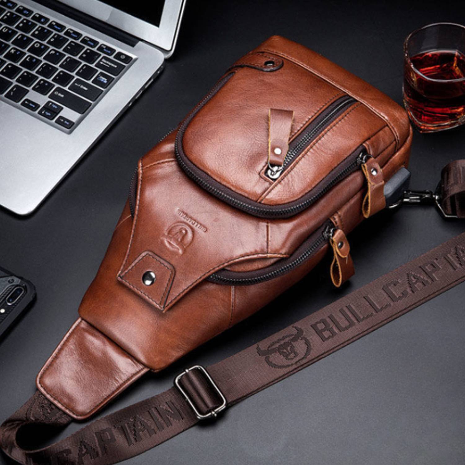 Outings Fashion-Forward Men's Genuine Leather Bag 1