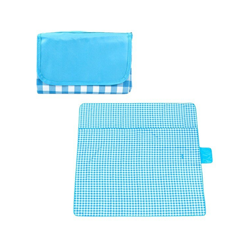 Roll-Up Picnic Blanket 1