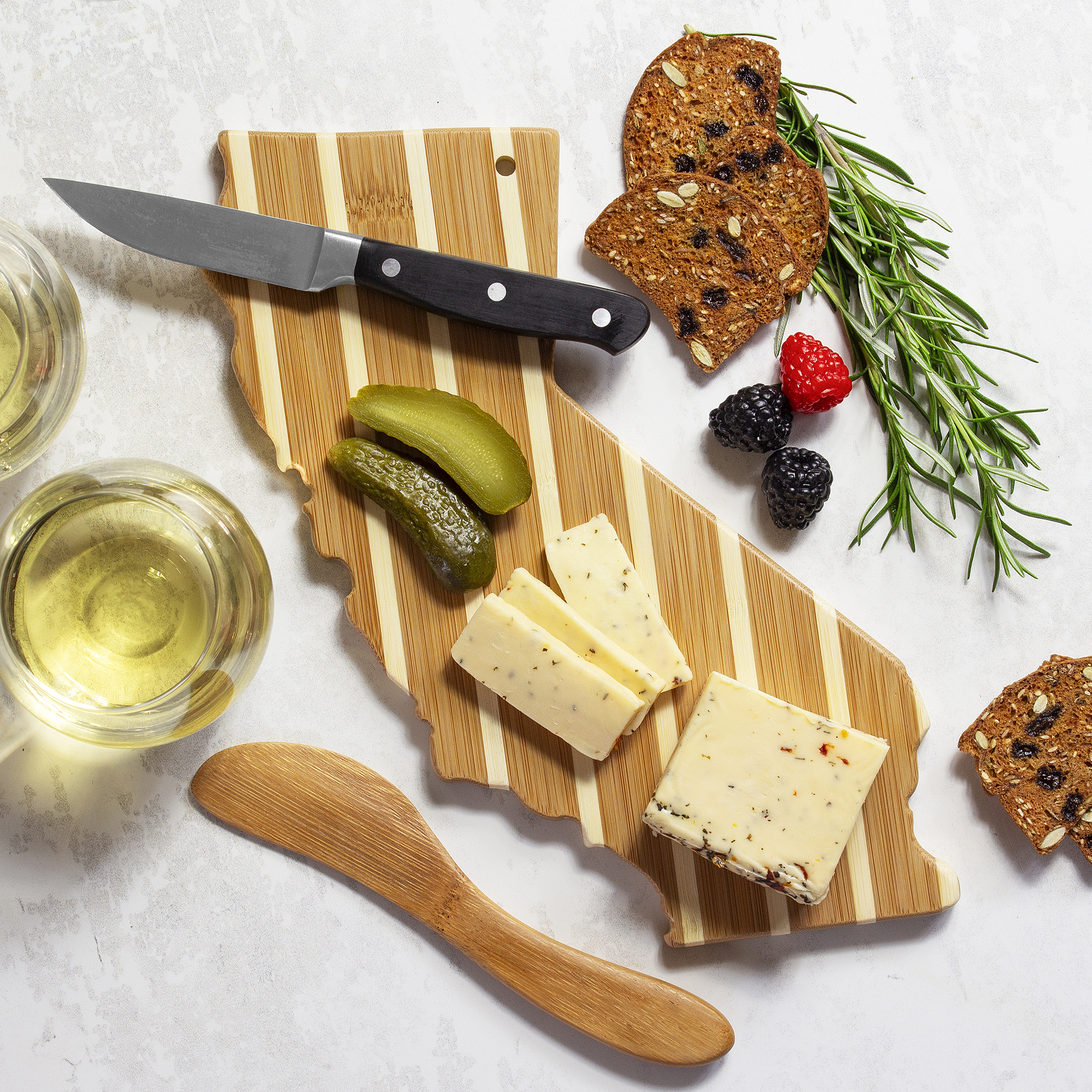 California Charcuterie Board with Spreader Knife Gift Set 1