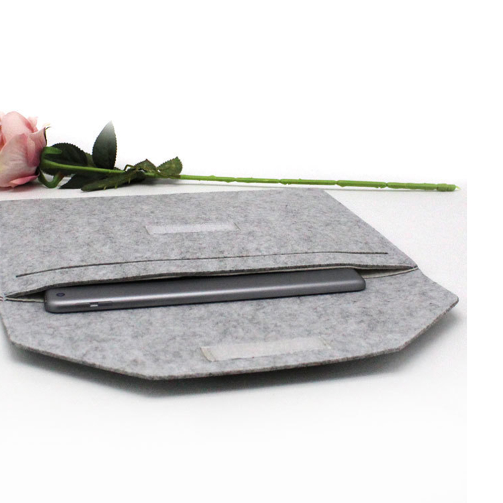Two-in-One Felt Laptop Sleeve Closure & Kit Box 3
