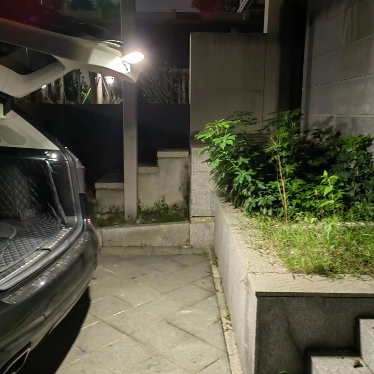 Camping Lantern and Power Bank (10000mAh) 7