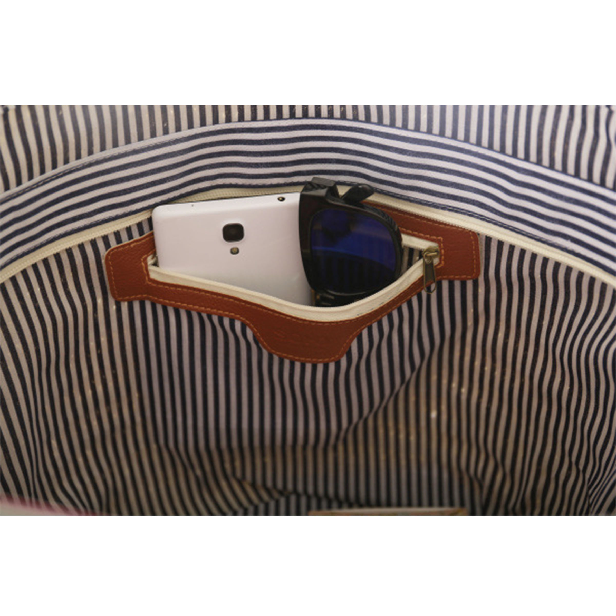 Elegant Woven Tote Bag with Leather Accents 3