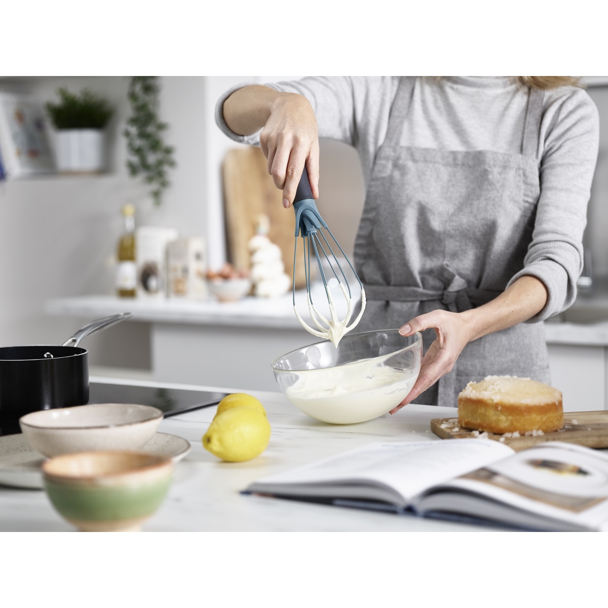 Joseph Joseph® Twist™ 2-in-1 Blue Whisk 11