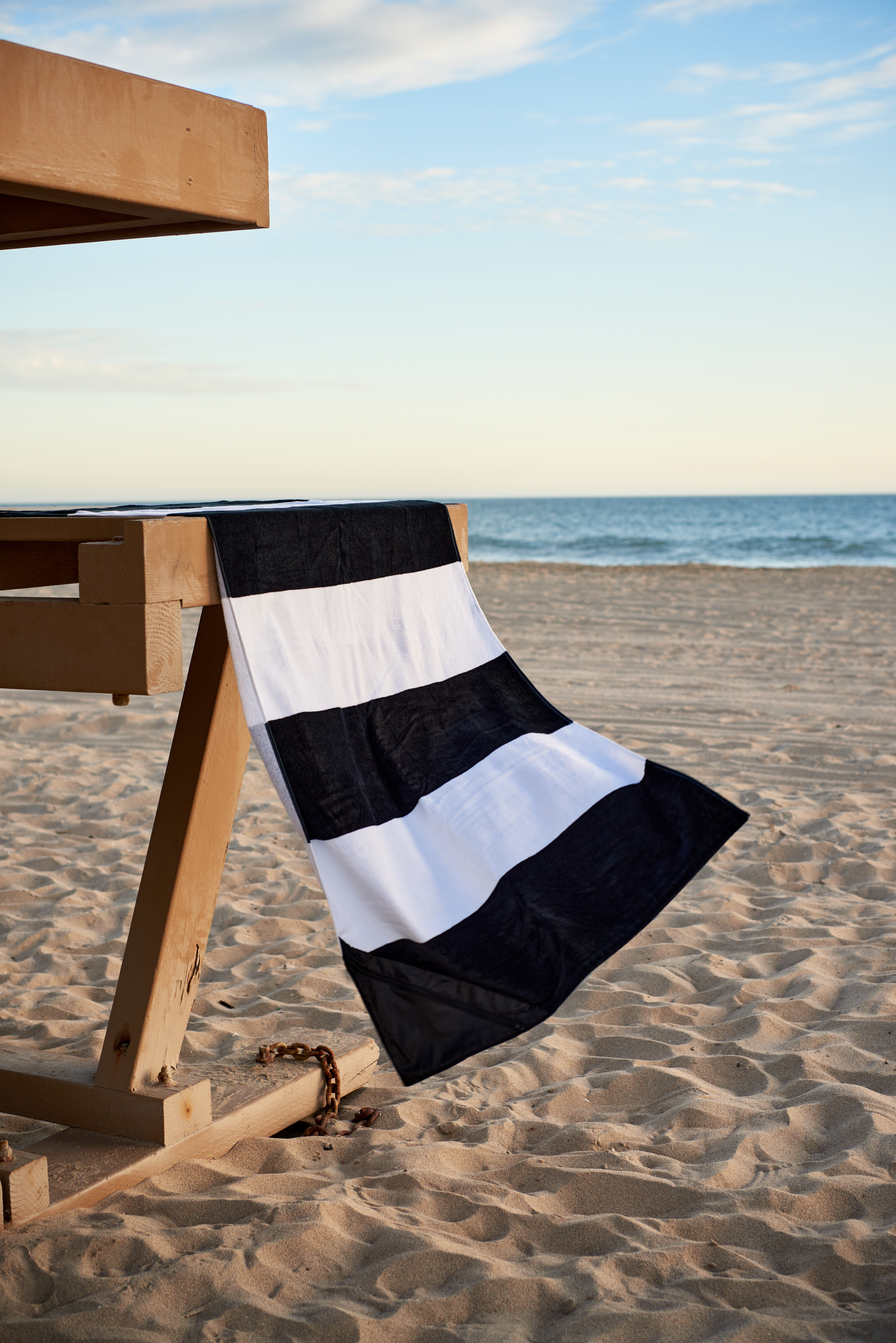 Slowtide® Pocket Beach Towel 40