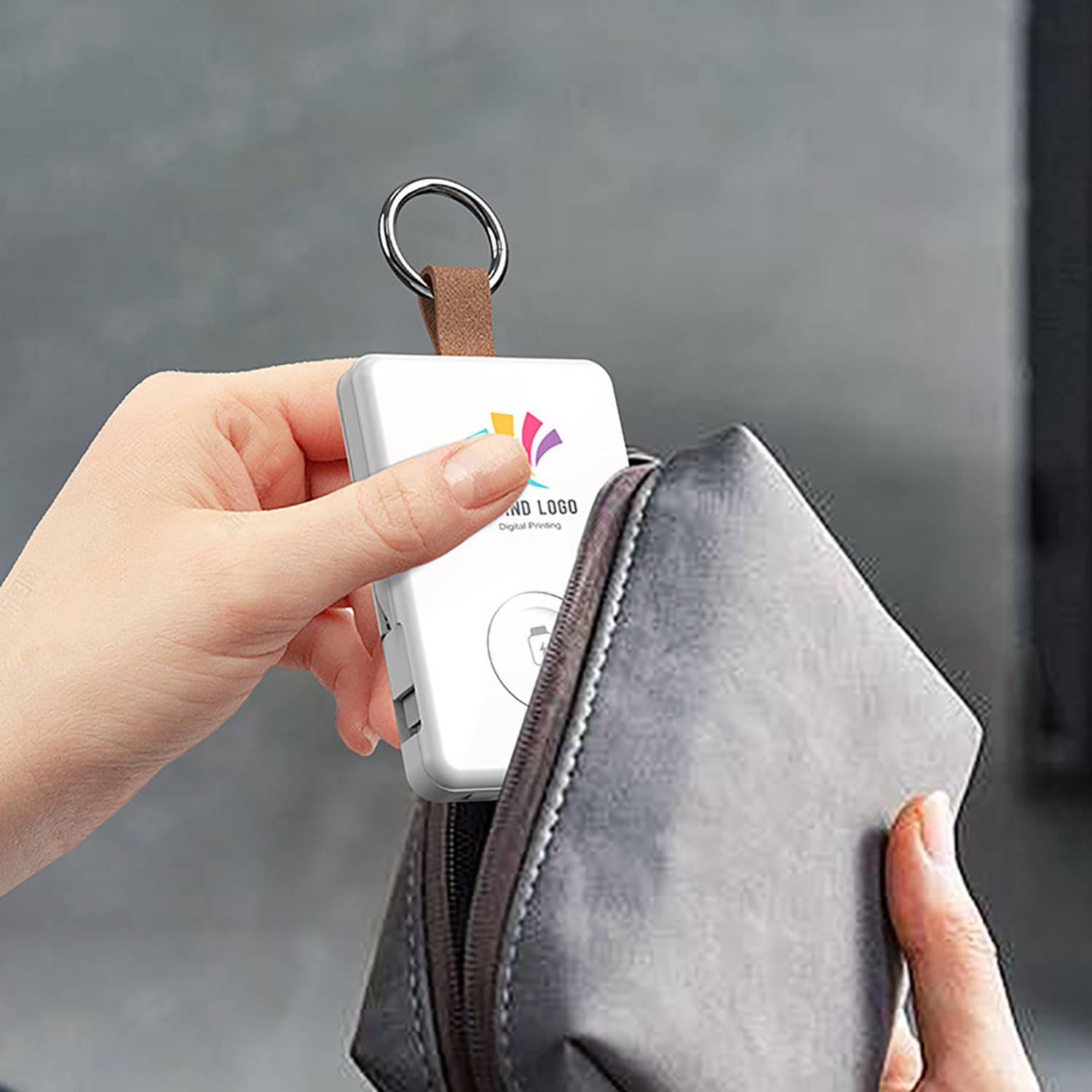 5000Mah Fast Charging Power Bank With Built-In Data Cable 3