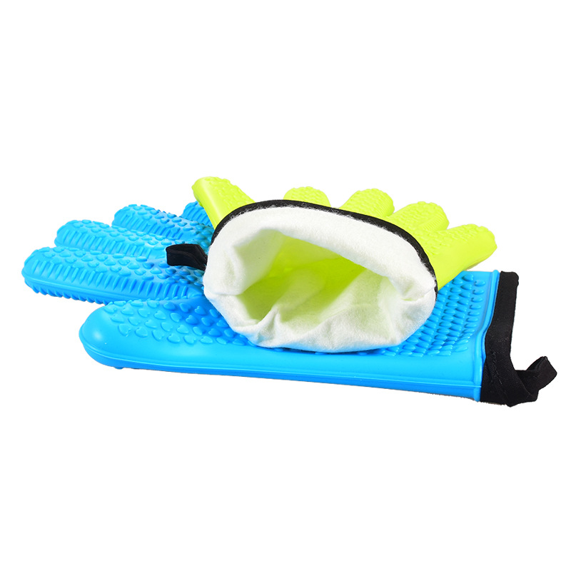 Silicone mitt most versatile heat-resistant kitchen tool 4
