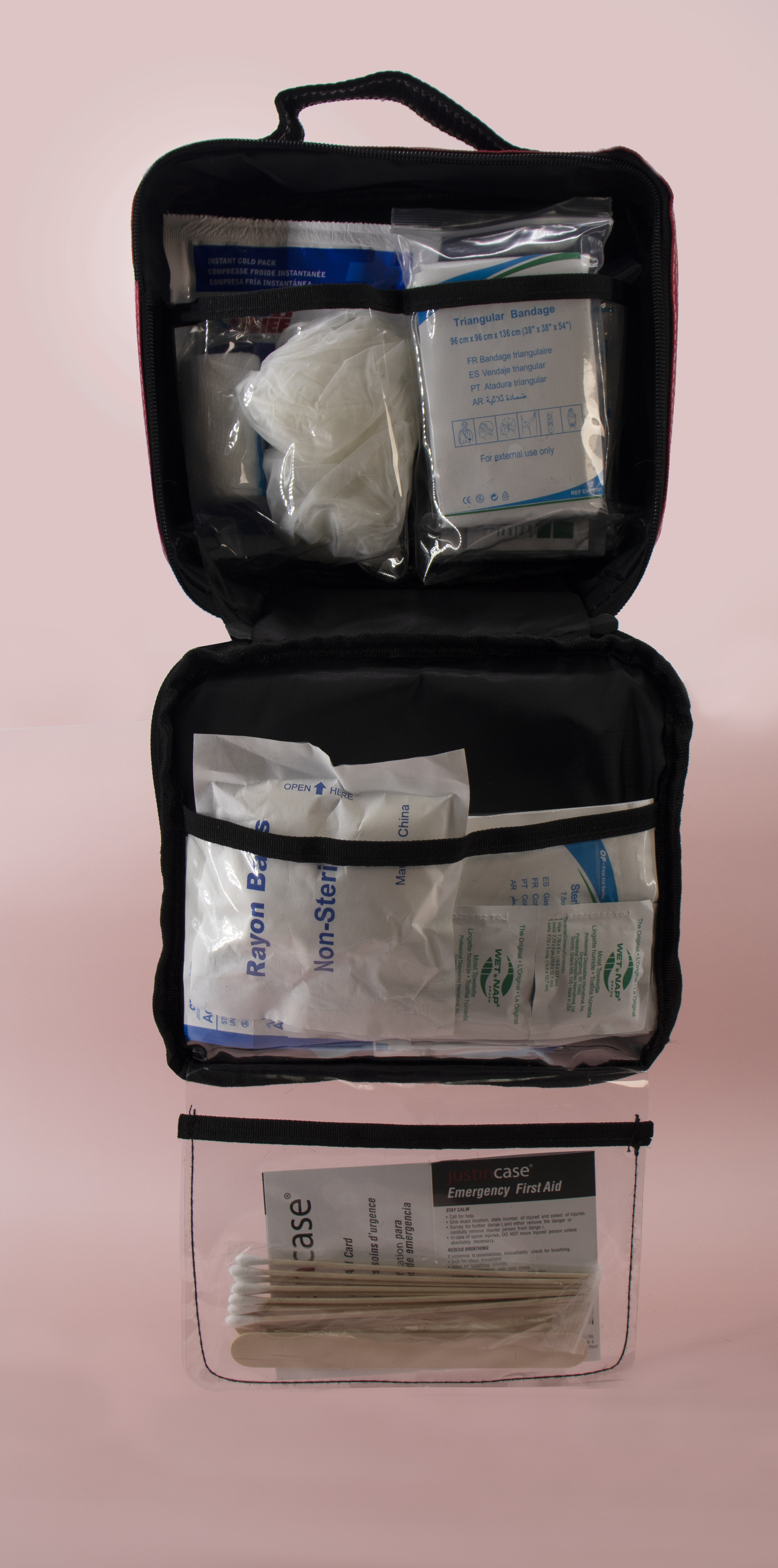 Max Medic First Aid Kit (127 Pieces) 9
