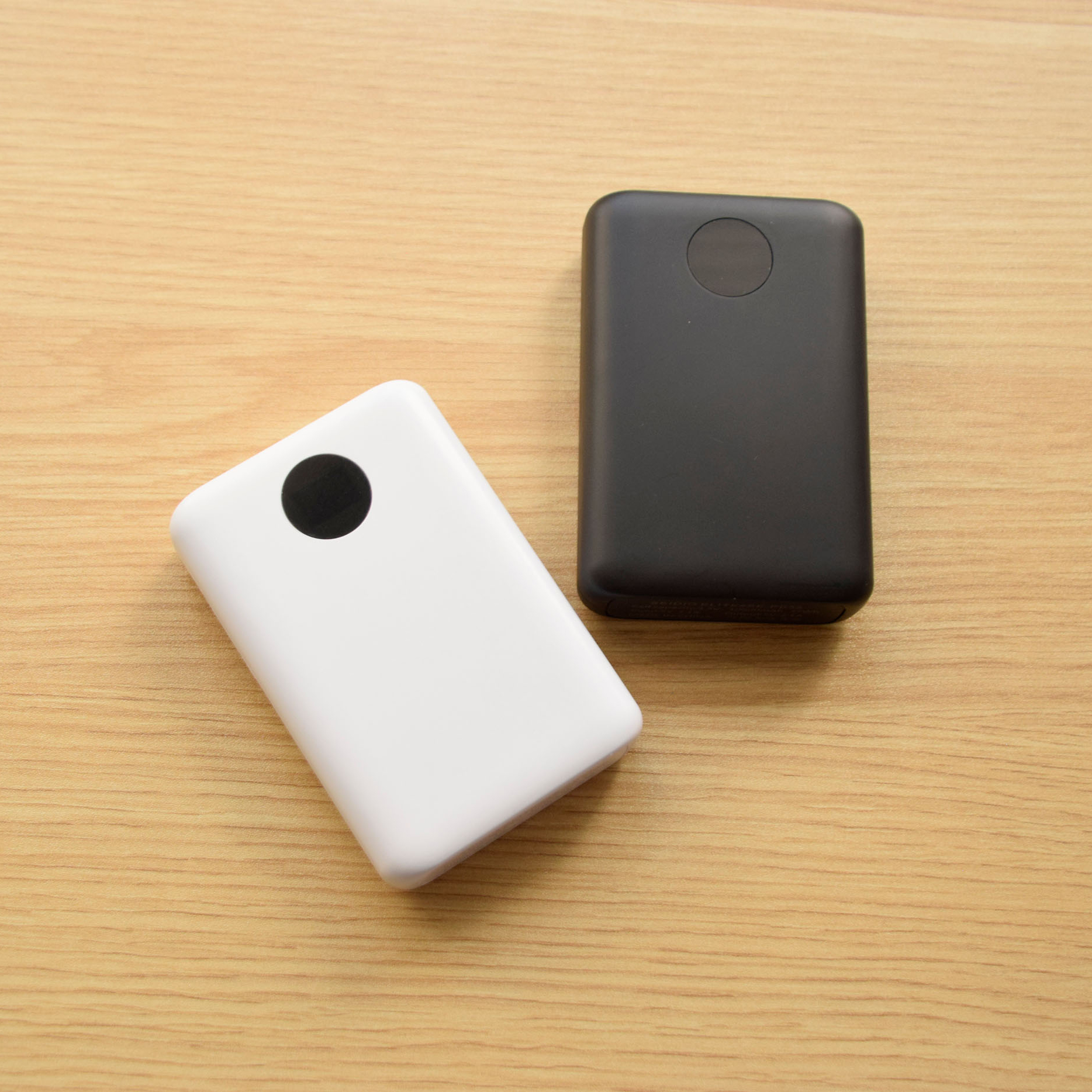 10,000 mAh Power Bank with Digital Display 1