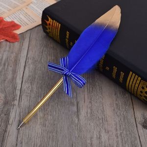 Glitter Powder Feather Pen 4